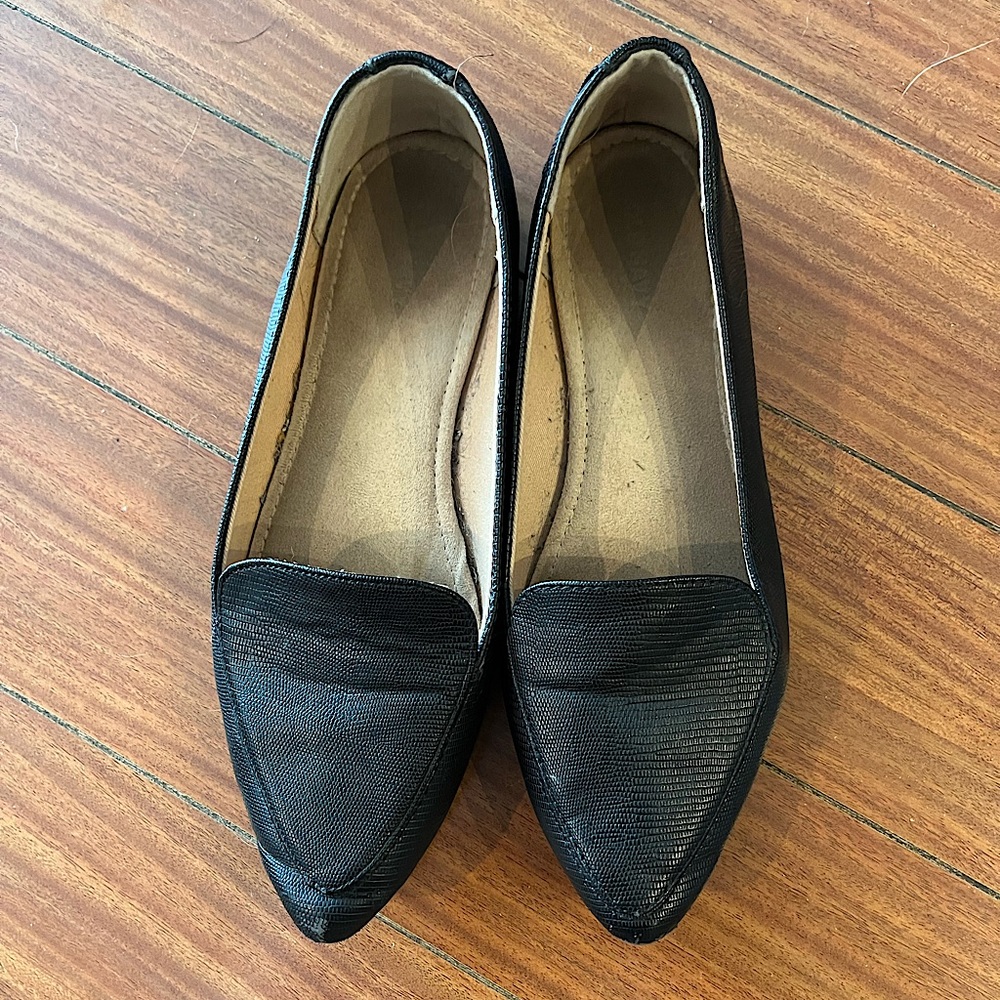 Old Navy Black Flats